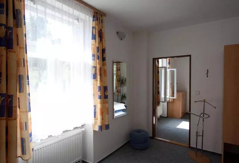 Majatalo Rodinný Penzion U Wolfů