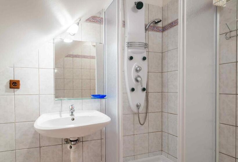 بنسيون Ubytování Karolinka