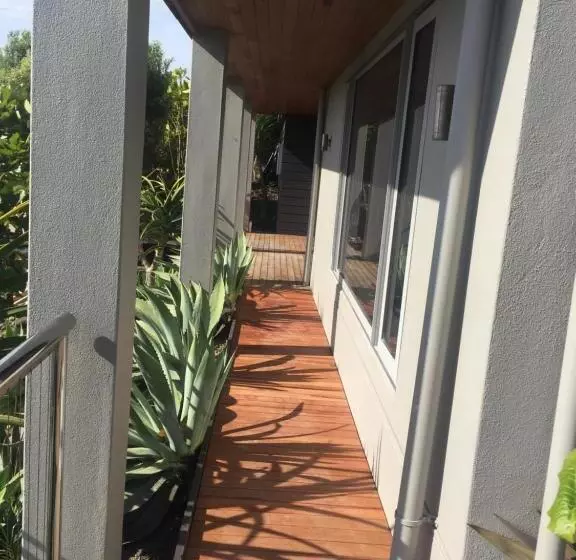 Majatalo Waterfront Bliss