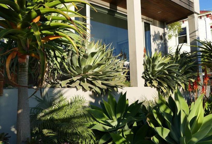 بنسيون Waterfront Bliss