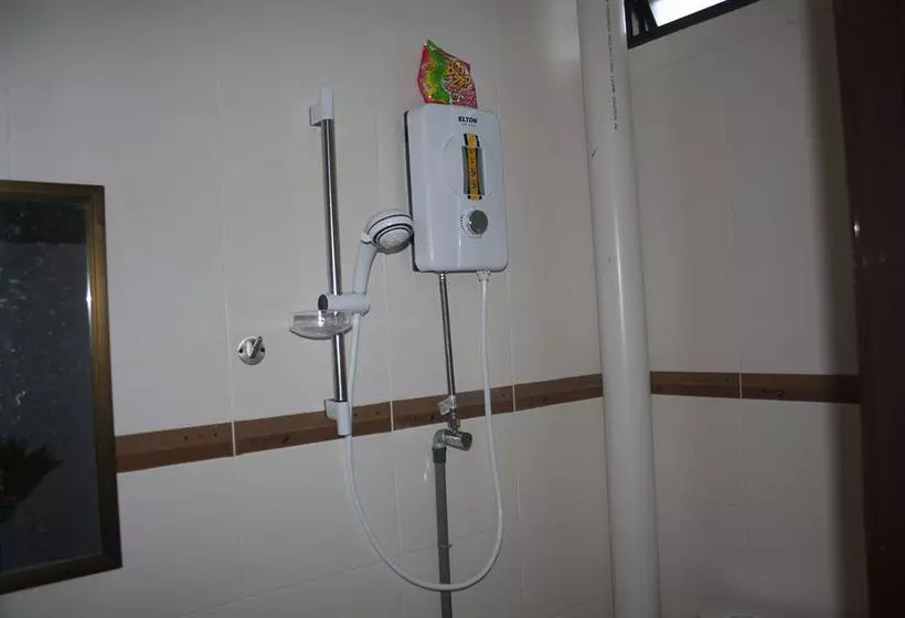 הוסטל Regalia Inn & Spa