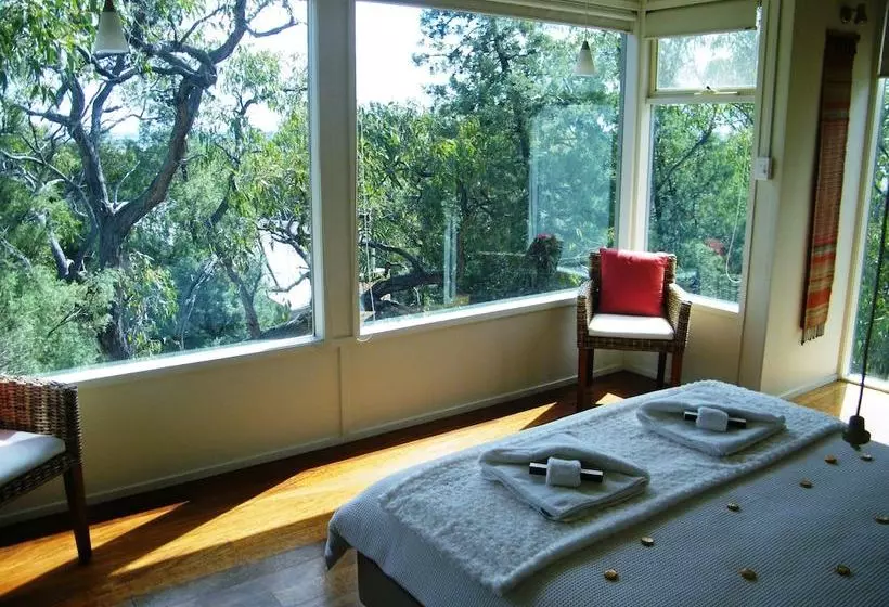 Aquila Eco Lodges