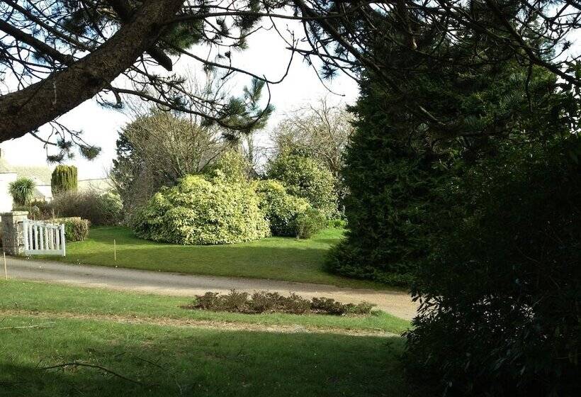 ベッドアンドブレックファースト Kerblondel