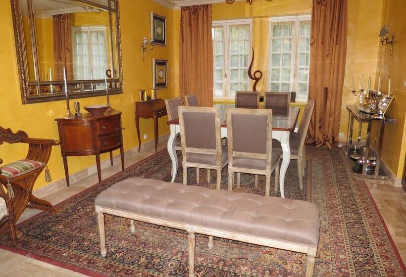 ベッドアンドブレックファースト Kerblondel