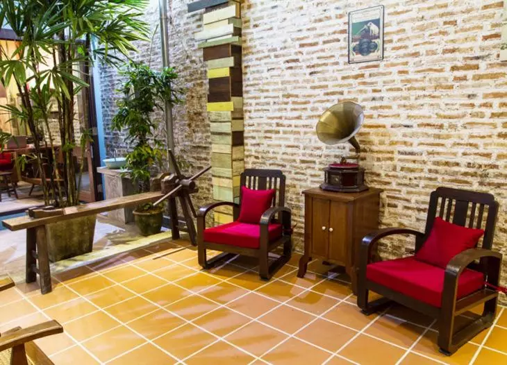 مبيت وإفطار You Le Yuen