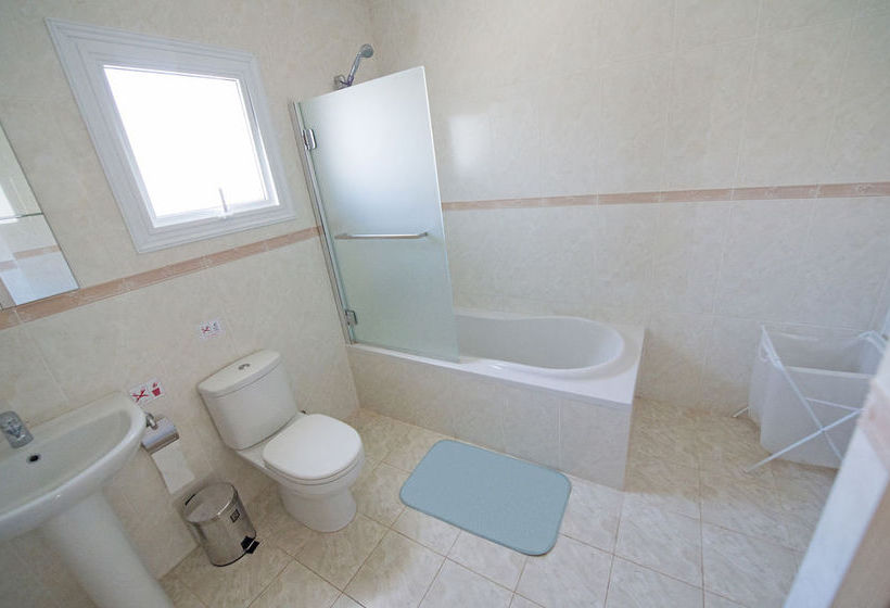 Hara Nissi Beach Villas