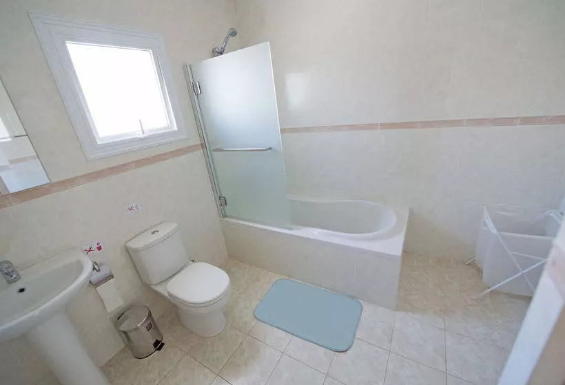 Hara Nissi Beach Villas