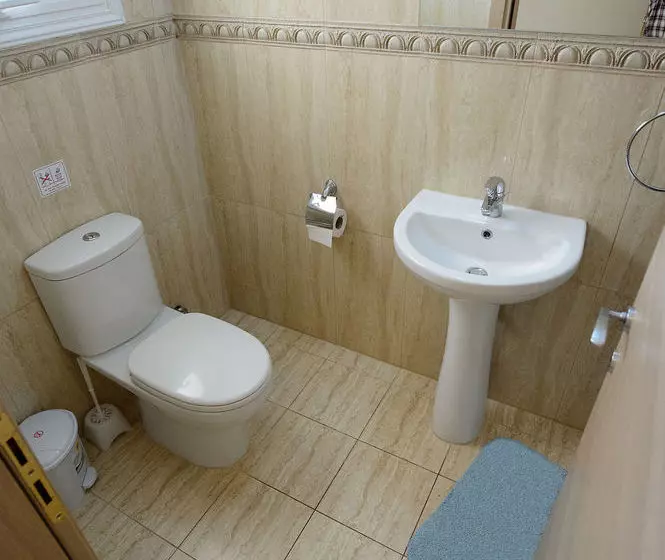 Hara Nissi Beach Villas