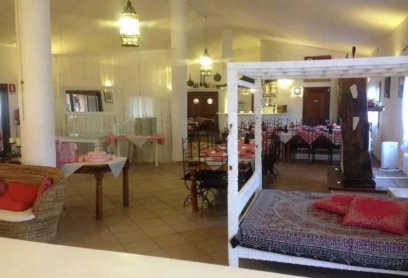 Отель Li Espi Country Resort