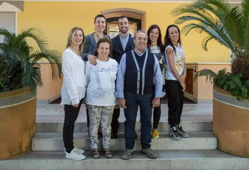 בית מלון כפרי Albergo Ristorante Pozzi