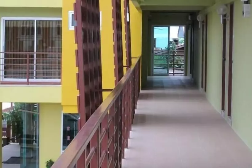 酒店 Baan Jantra Place