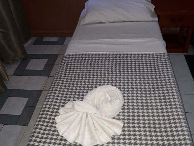 ホテル Bamboo Garden Bussiness Inn