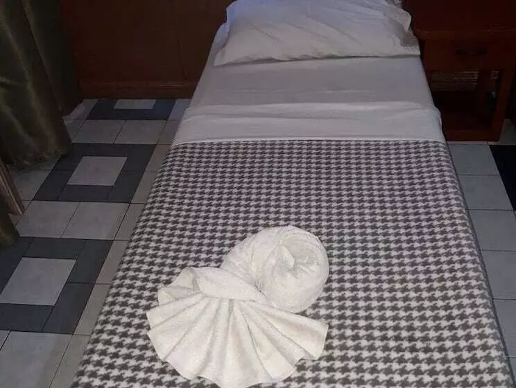 ホテル Bamboo Garden Bussiness Inn