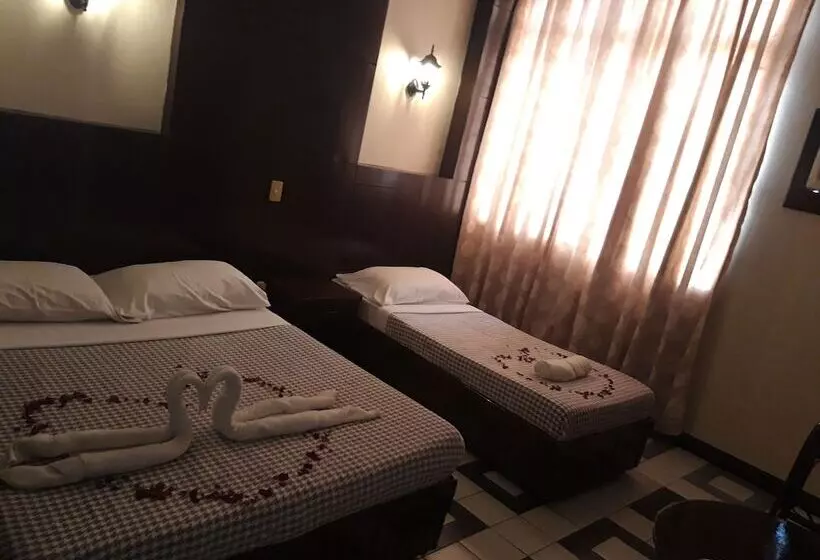 ホテル Bamboo Garden Bussiness Inn