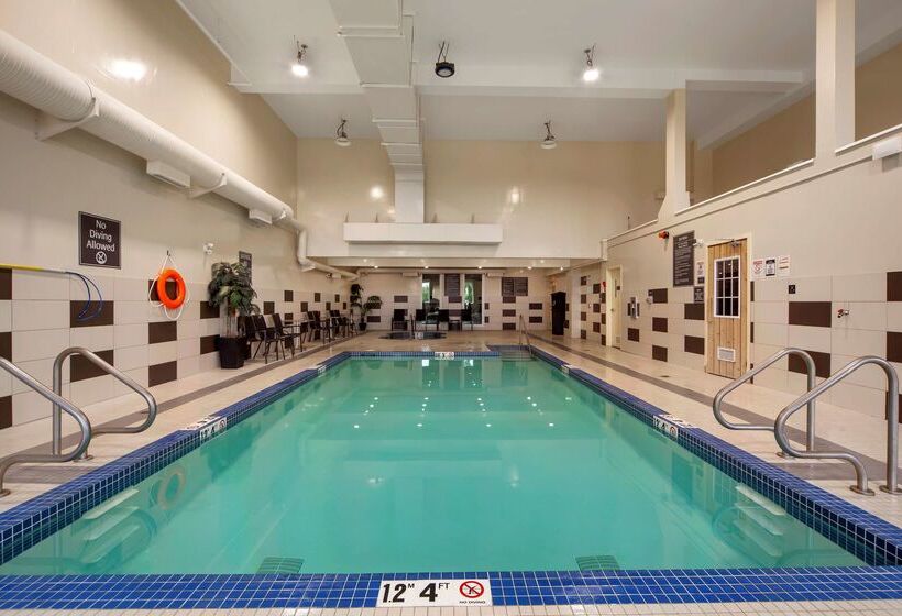 호텔 Best Western Plus Fort Saskatchewan Inn & Suites