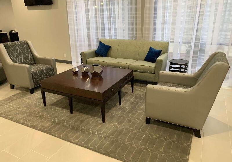 호텔 Best Western Plus Fort Saskatchewan Inn & Suites