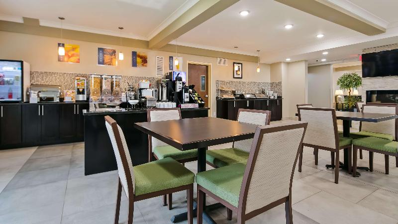 호텔 Best Western Plus Fort Saskatchewan Inn & Suites