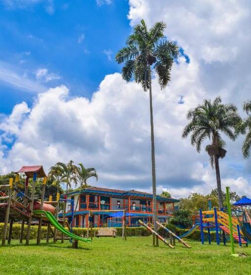 هتل Campestre La Tata