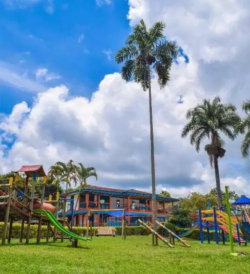 هتل Campestre La Tata