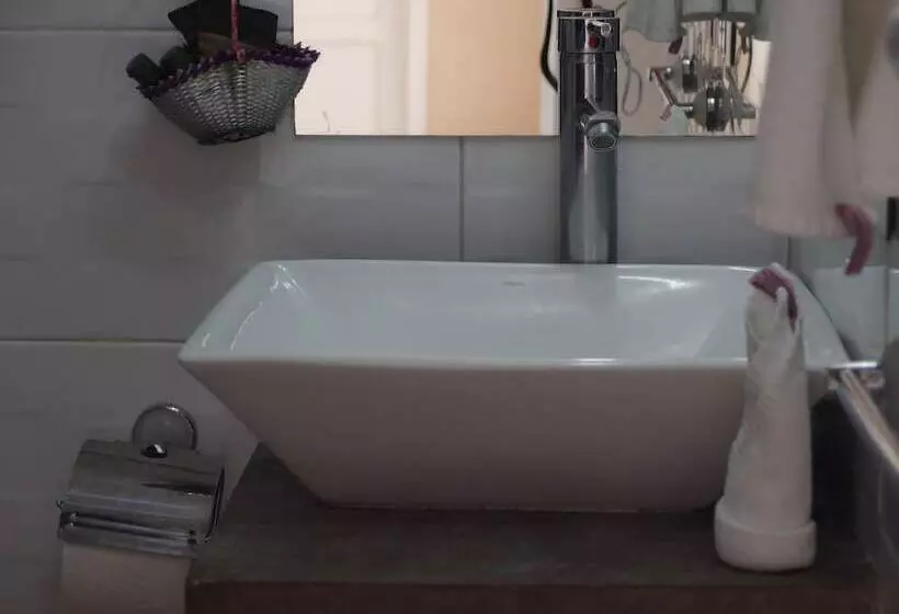 هتل Casa De Las Conservas Bed And Breakfast