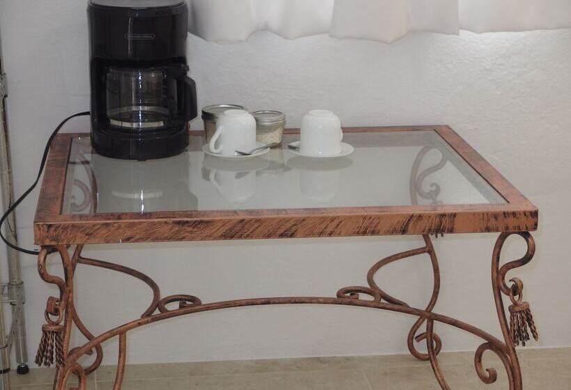 هتل Casa De Las Conservas Bed And Breakfast