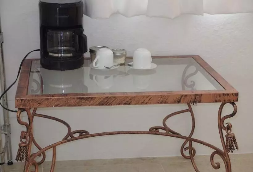 هتل Casa De Las Conservas Bed And Breakfast