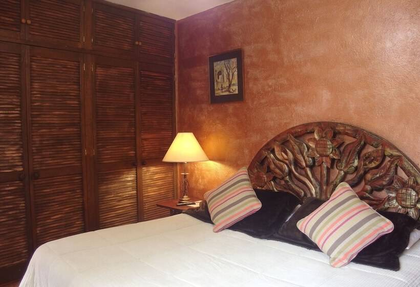 هتل Casa De Las Conservas Bed And Breakfast