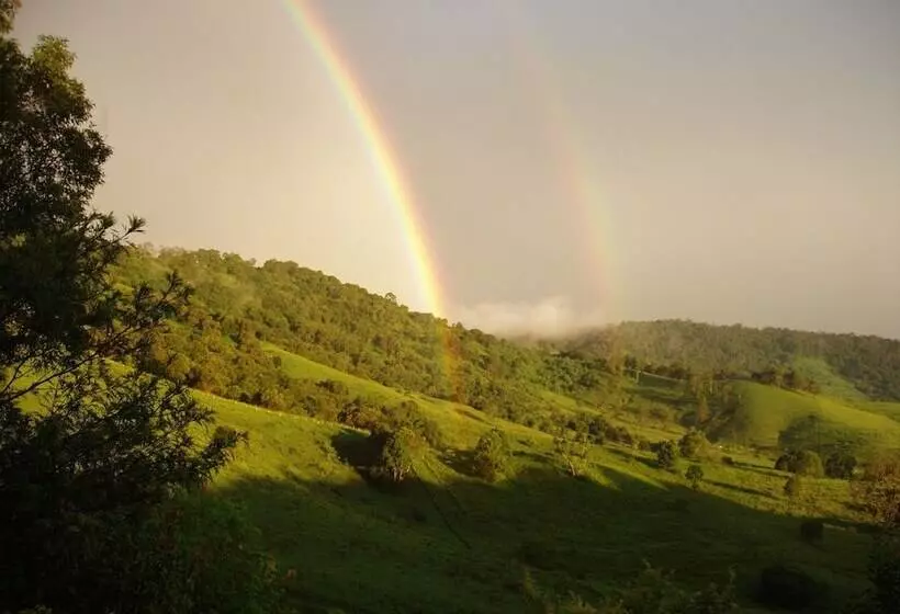 Hotelli Dayboro Cottages