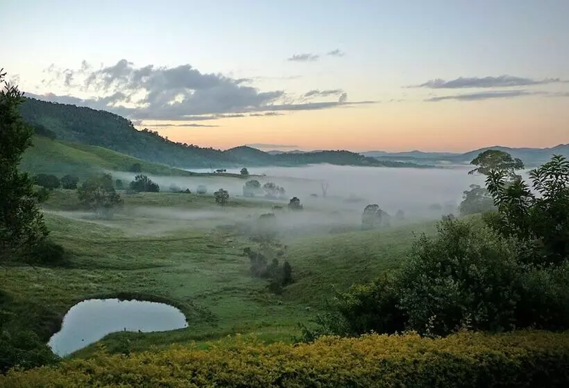 Hotelli Dayboro Cottages