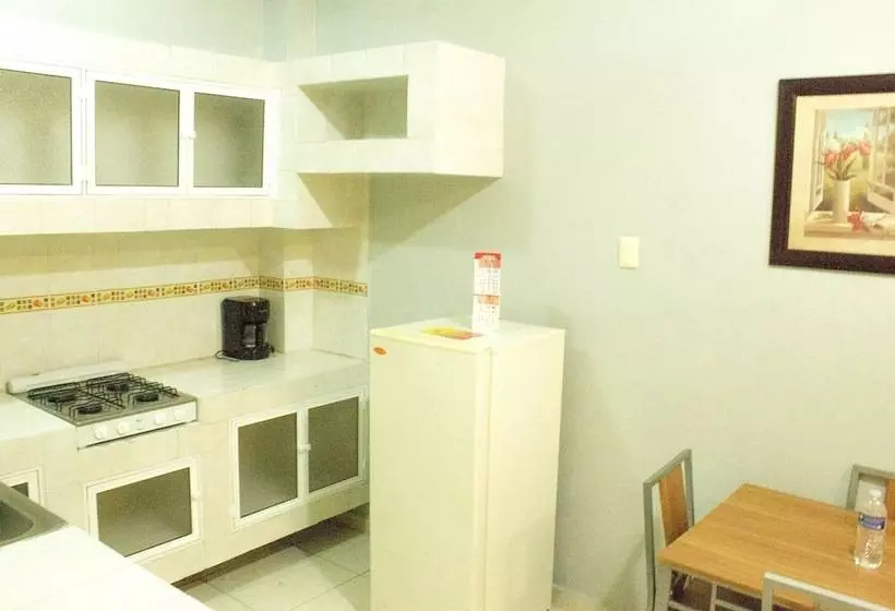 בית מלון כפרי Esmeralda S