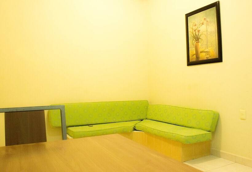 فندق Esmeralda S