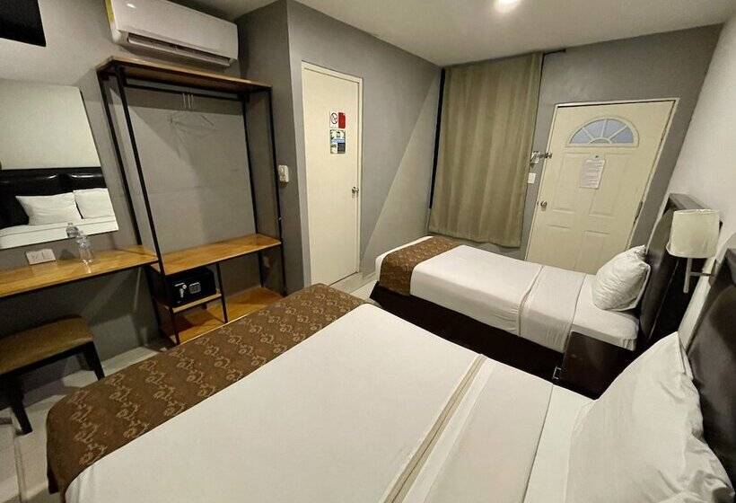 فندق Esmeralda S