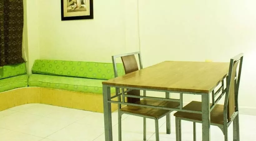 בית מלון כפרי Esmeralda S