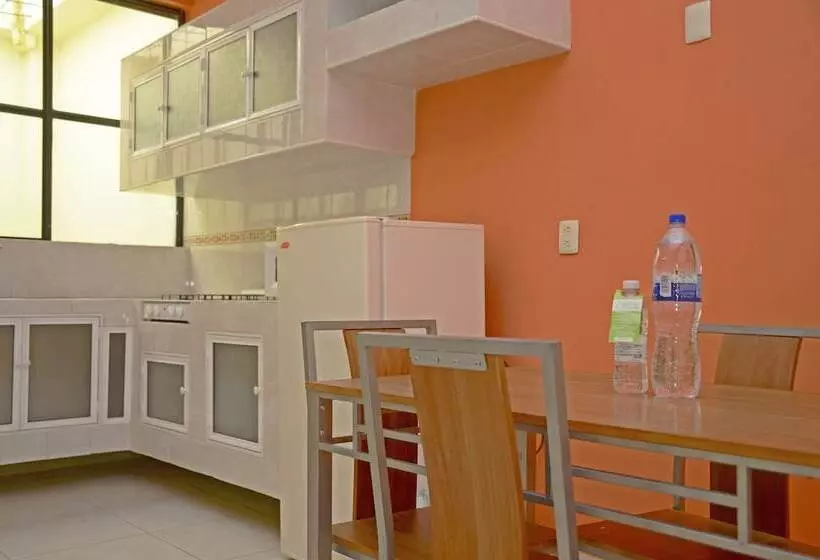 בית מלון כפרי Esmeralda S