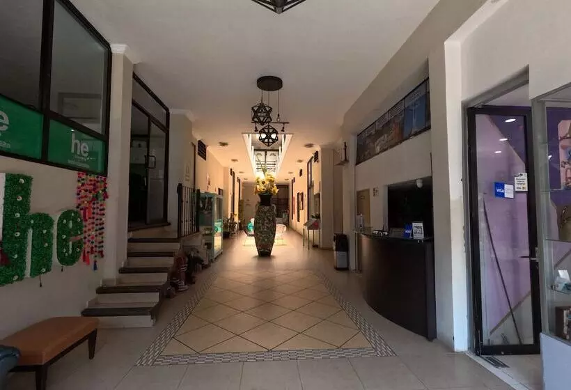 בית מלון כפרי Esmeralda S