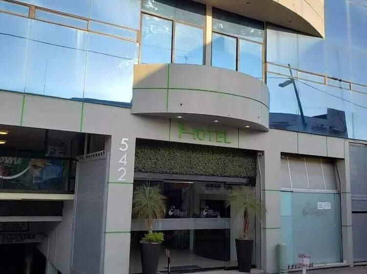 בית מלון כפרי Esmeralda S