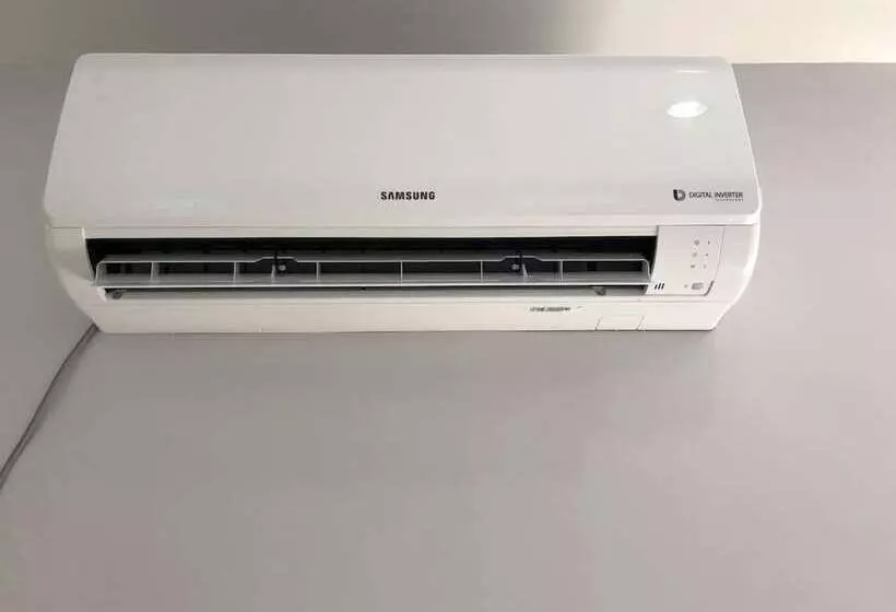 Hotelli Honeycomb Tourist Inn