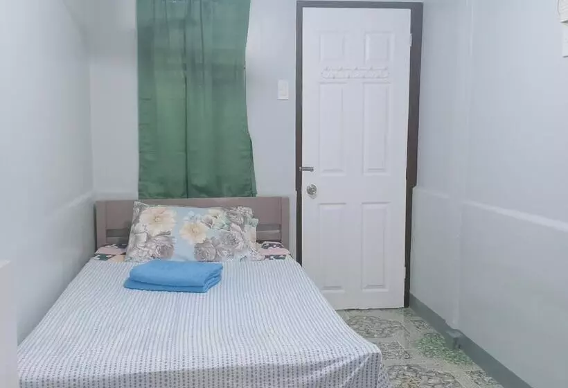 Hotelli Honeycomb Tourist Inn