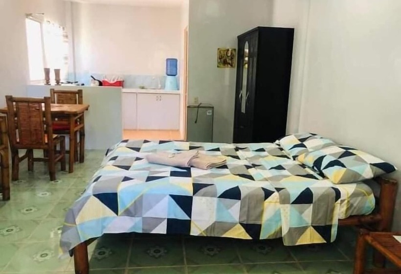 בית מלון כפרי Honeycomb Tourist Inn