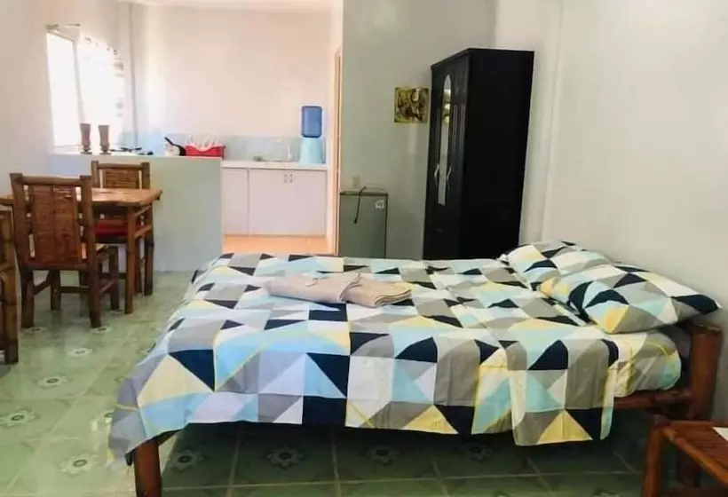 Hotelli Honeycomb Tourist Inn