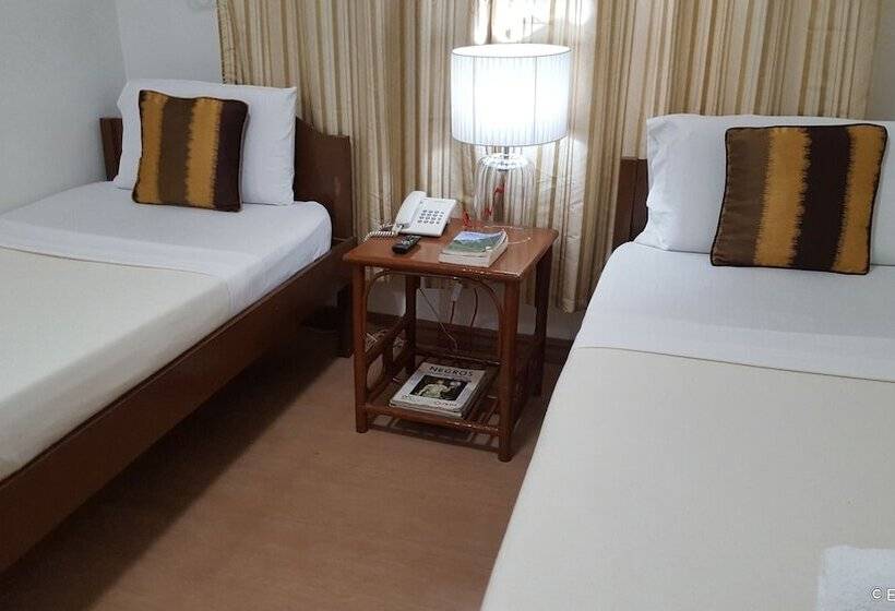 בית מלון כפרי Honeycomb Tourist Inn