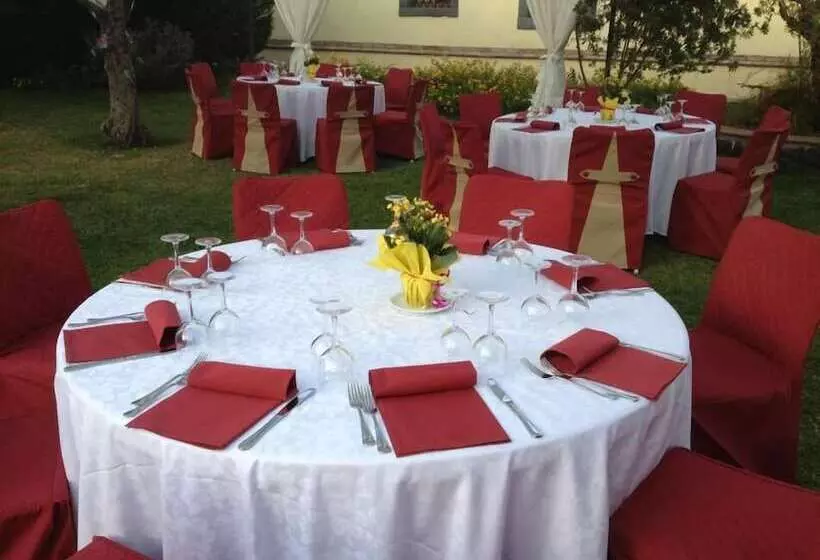 هتل I Rustici Resort