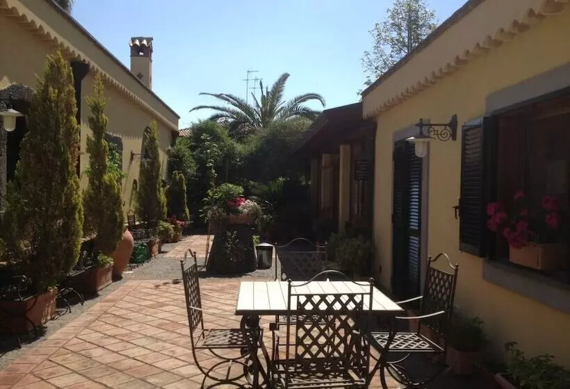 هتل I Rustici Resort