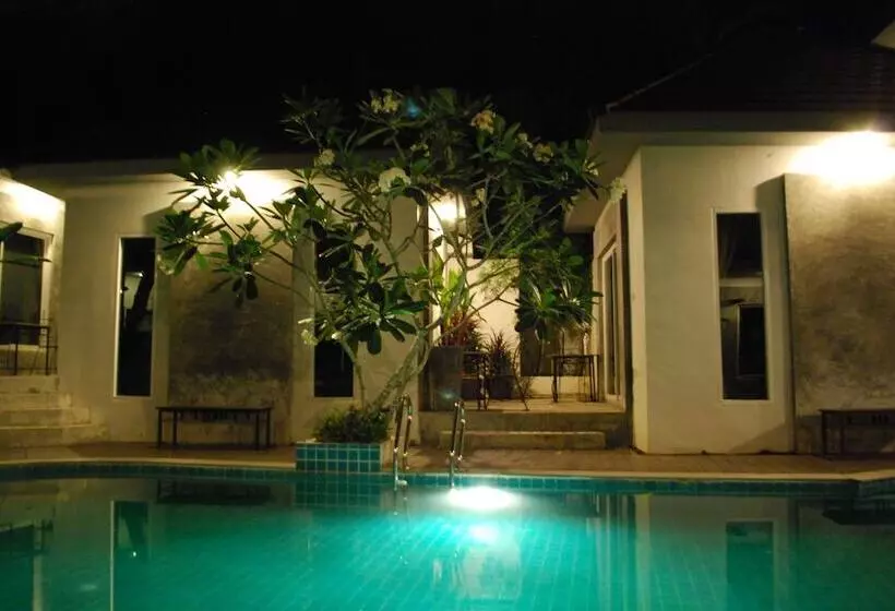 酒店 Laila Pool Village