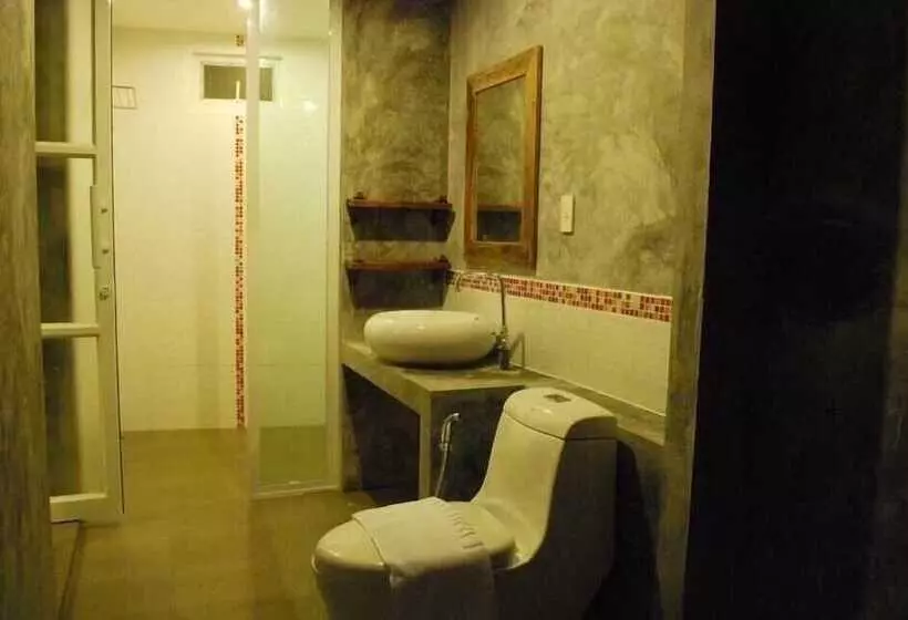 酒店 Laila Pool Village