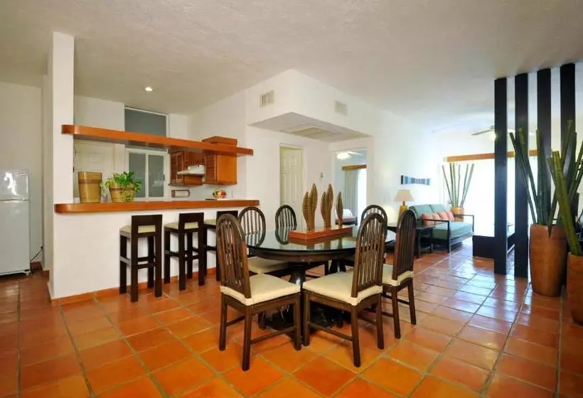 هتل Las Palmas Condominio