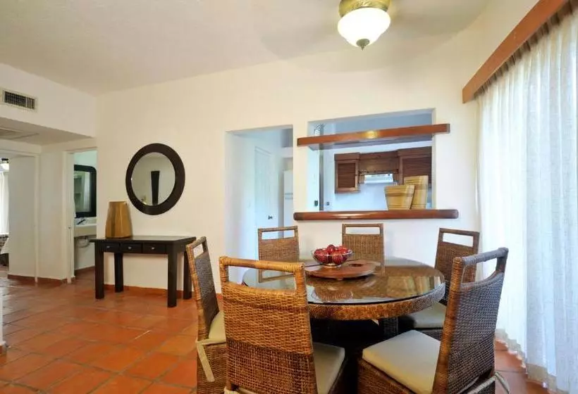 هتل Las Palmas Condominio