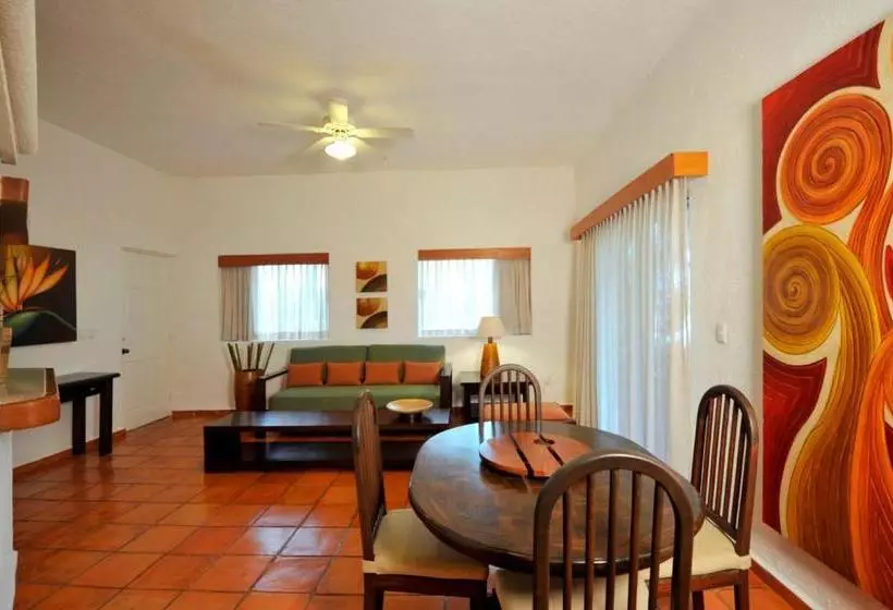 هتل Las Palmas Condominio