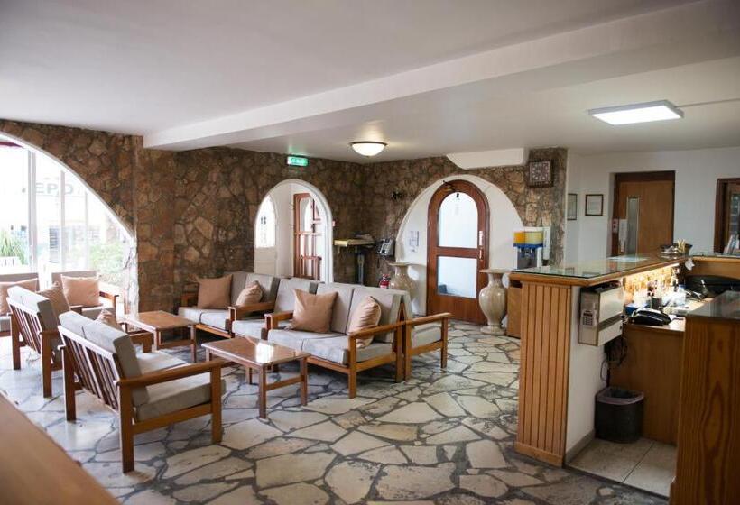 בית מלון כפרי Le Village