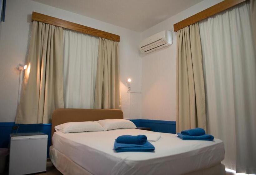 בית מלון כפרי Le Village